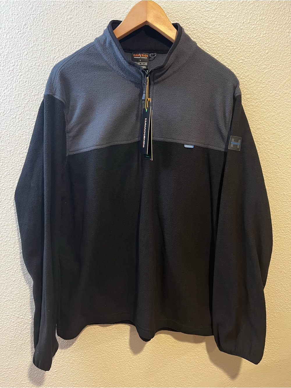 Hawke & Co. Men's Large Black Gray 1/4 Zip Fleece Pullover Outdoors